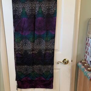 Echo Design Elegant Scarf in Purple and Green